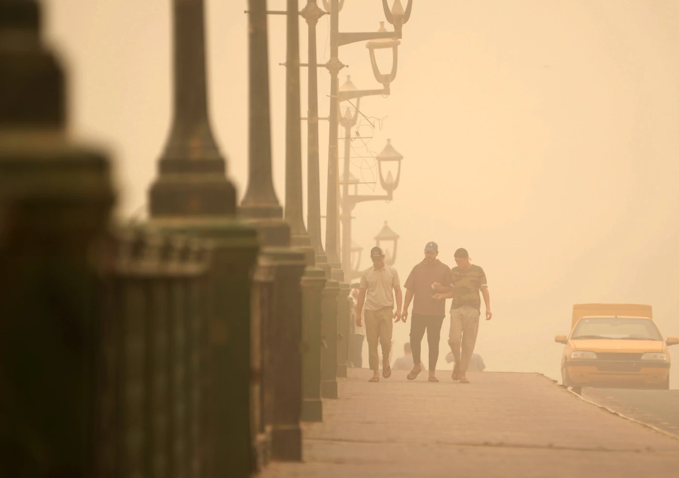 Sulfur odor in Baghdad sparks health concerns as pollution levels soar Image