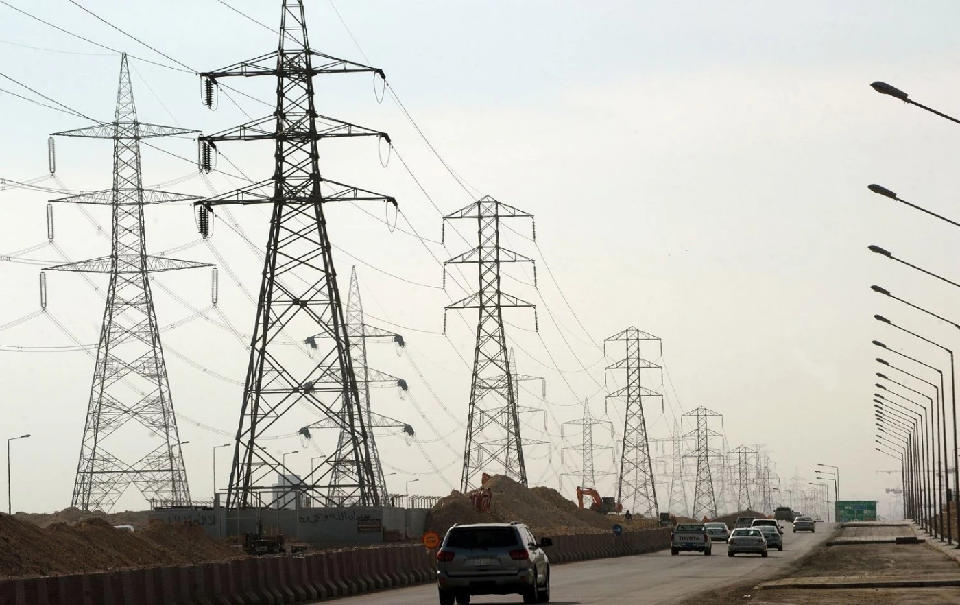 Image of Iraq working with international firms to solve electricity shortages