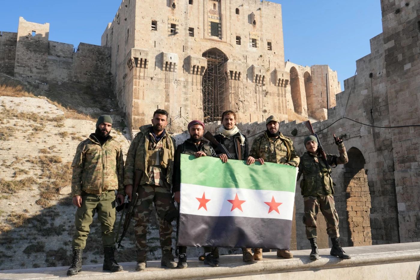 Image of Syrian army says withdrew from Aleppo, Idlib for ‘counterattack’ on armed groups