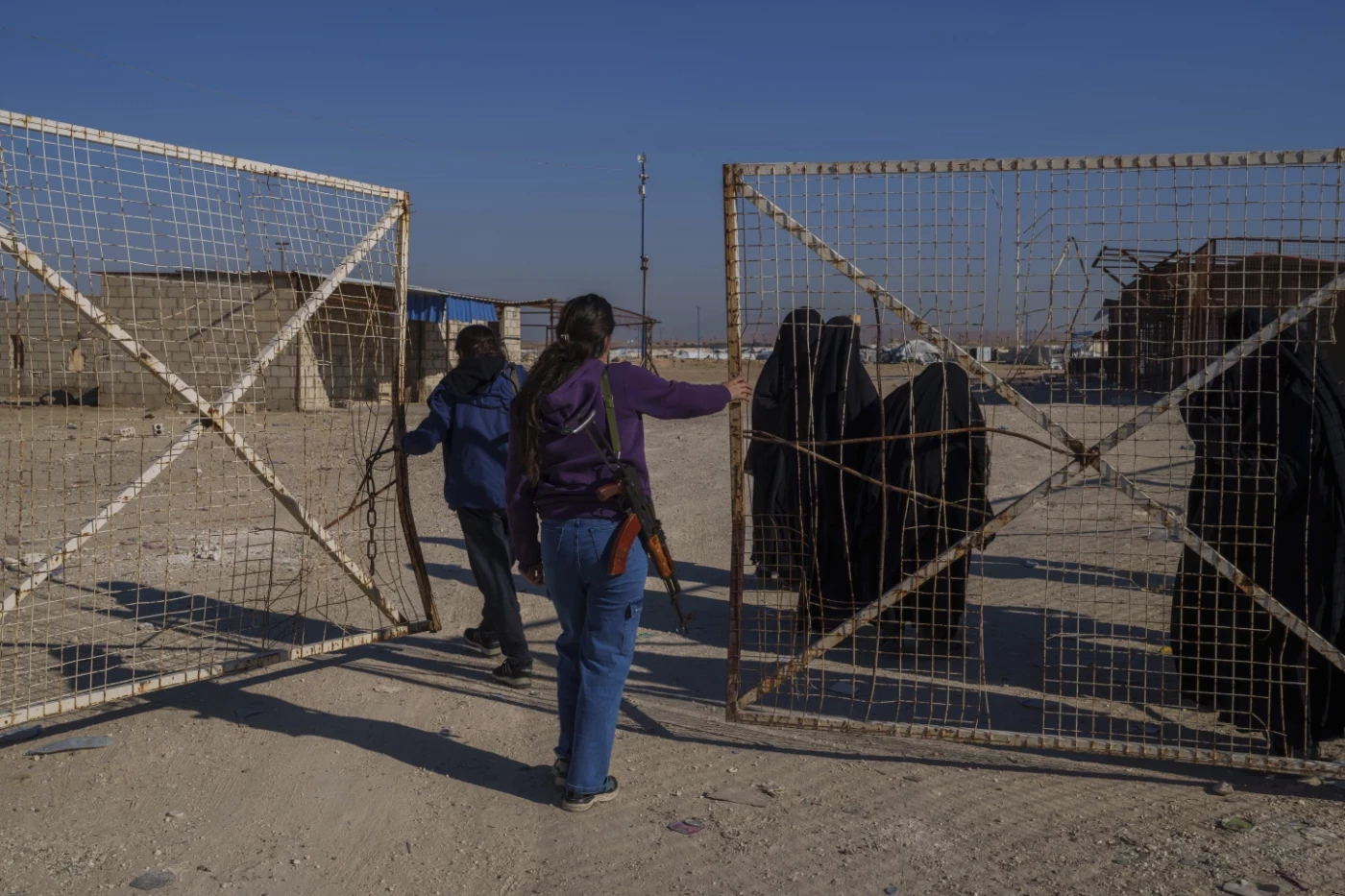 Image of Iraq faces crisis over repatriation of nationals at al-Hol camp amid financial, security turbulences