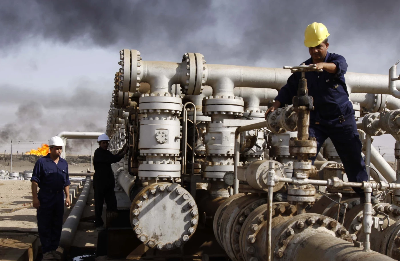 Image of Iraq faces economic strain as OPEC+ maintains oil production cuts