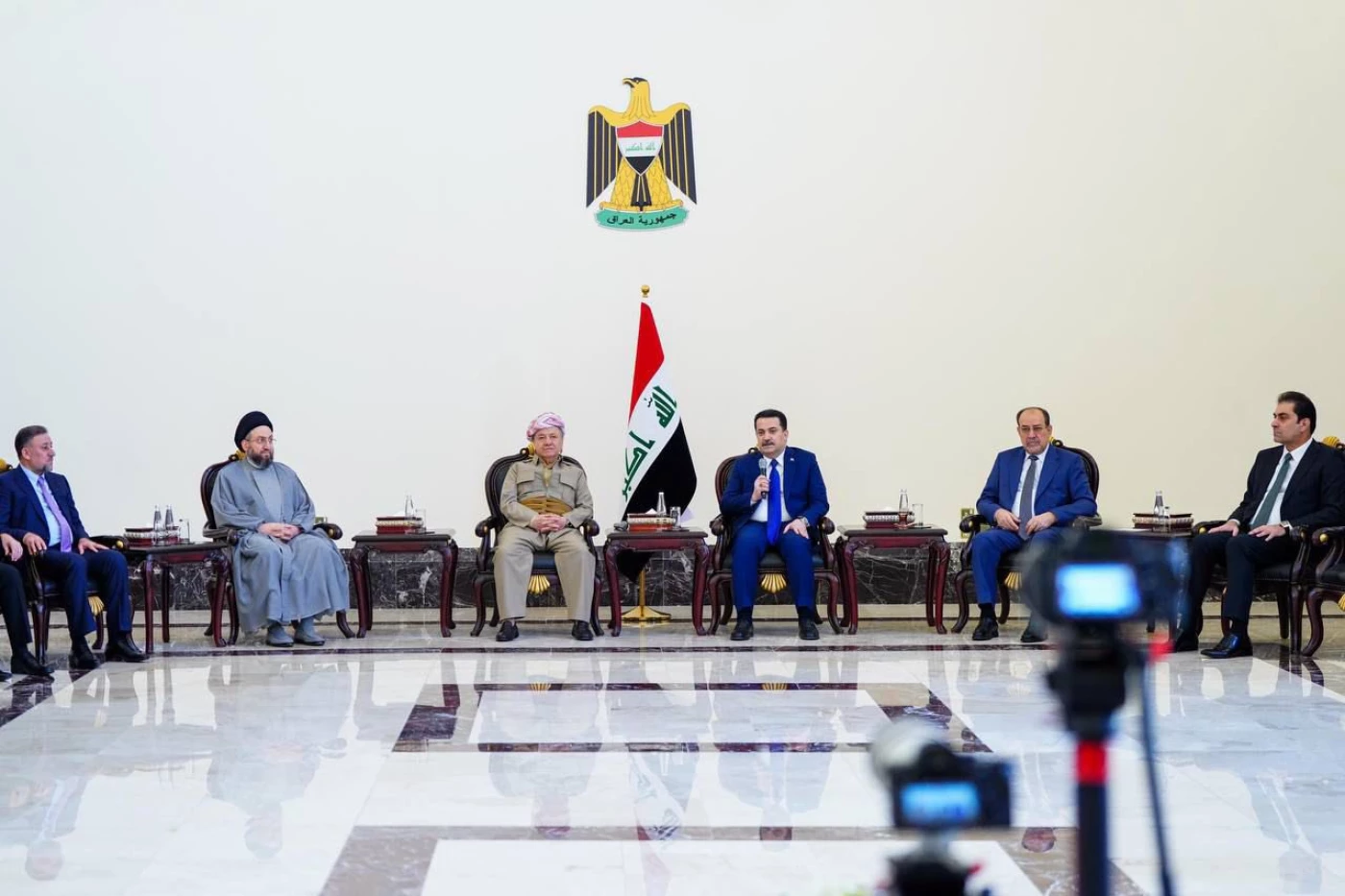 Image of President Masoud Barzani meets officials, diplomats in Baghdad