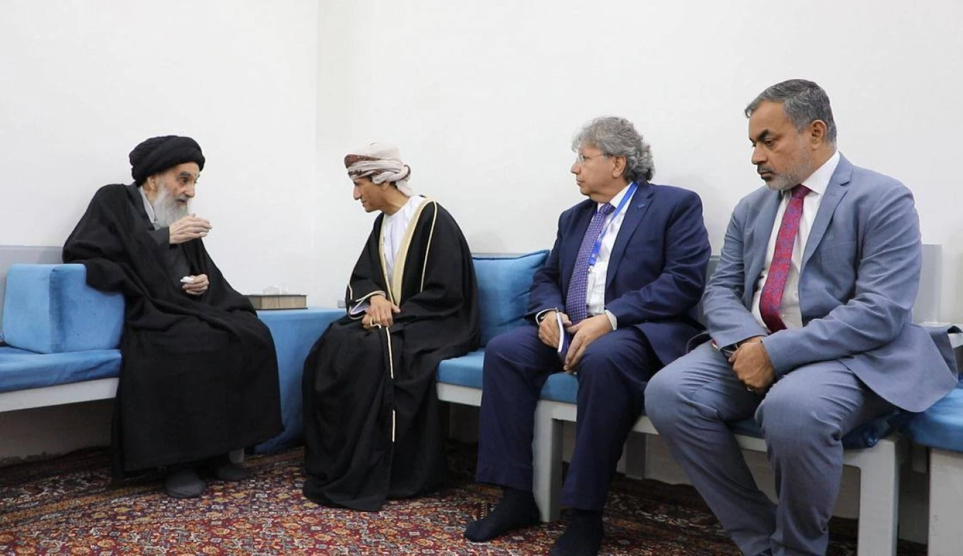 Image of Iraq’s Sistani meets with UN envoy, urges reforms, regional stability