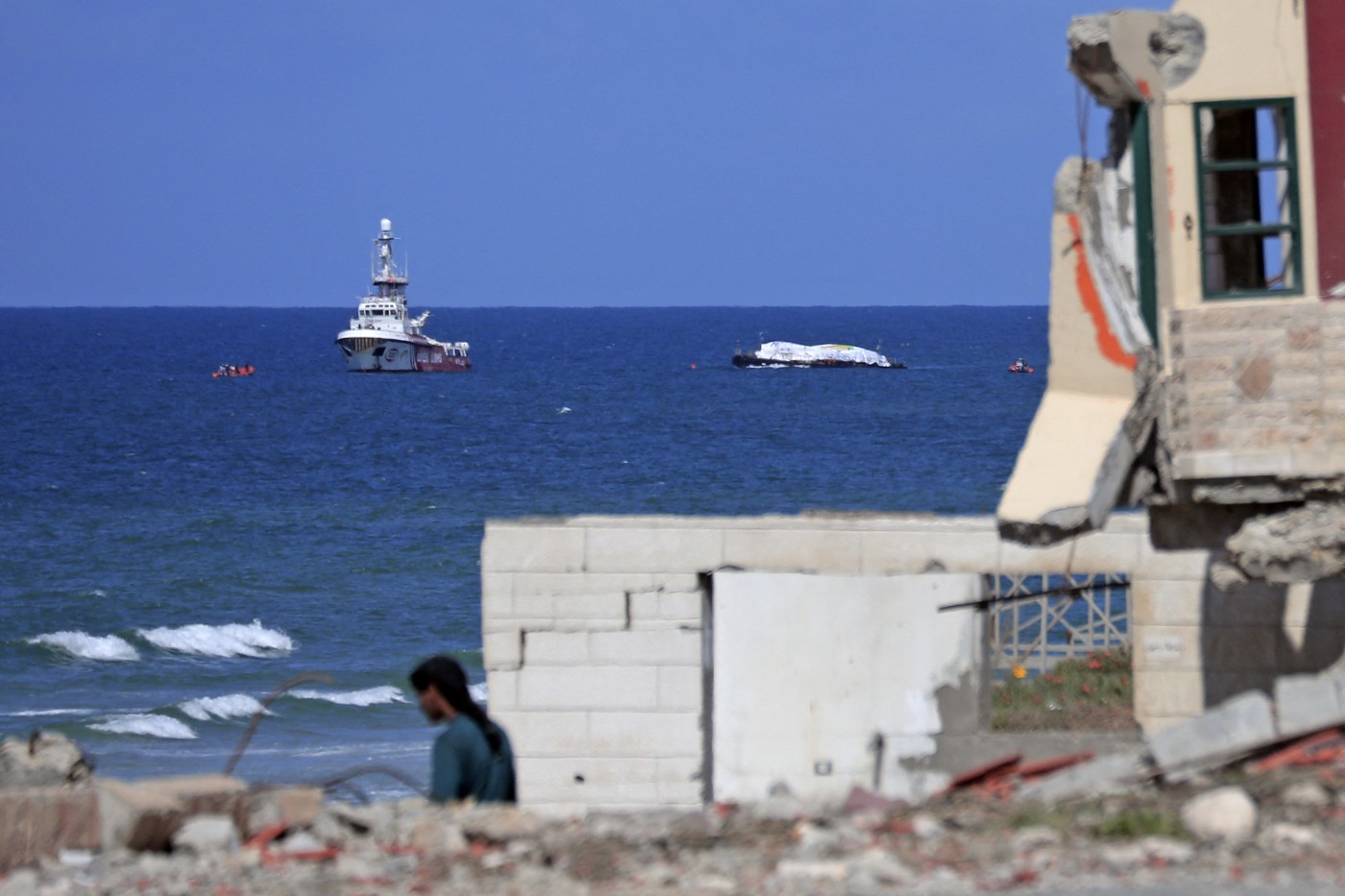 Image of All cargo offloaded from first aid ship to reach Gaza: NGO