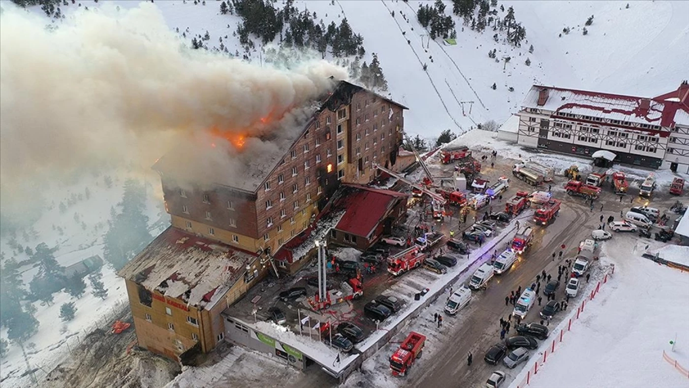 Image of Turkey ski resort fire claims 10 lives, injures 32