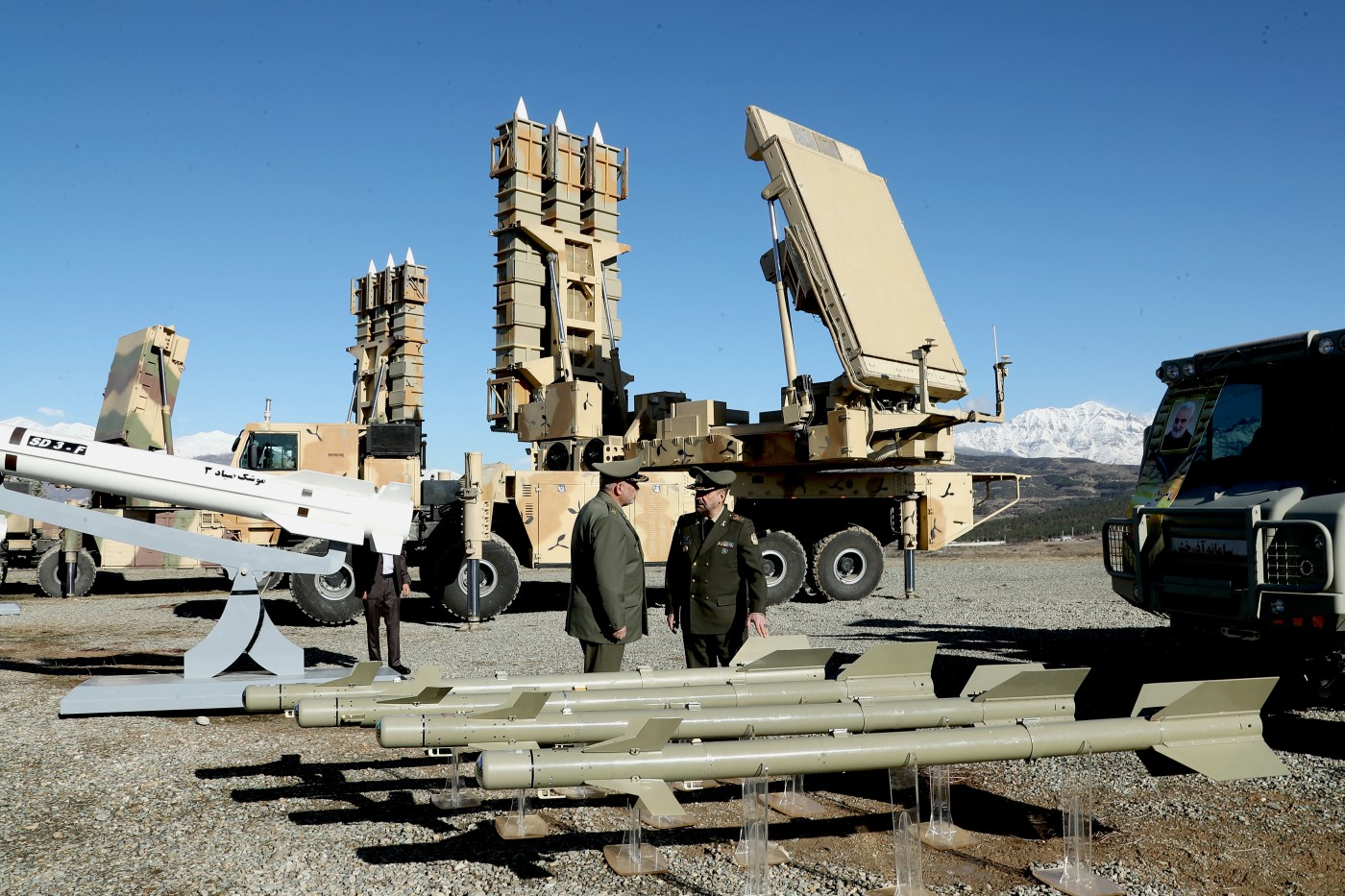 Image of Iran unveils air defence systems as Middle East tensions soar