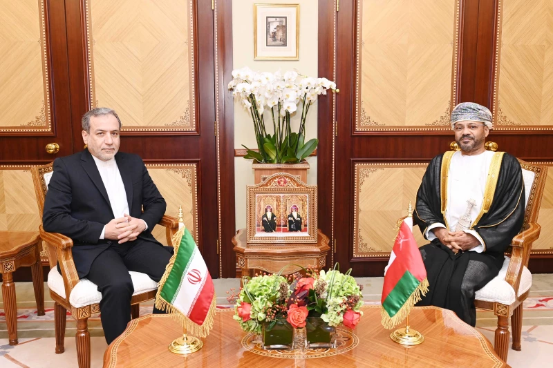 Iranian FM meets Omani,Read More..